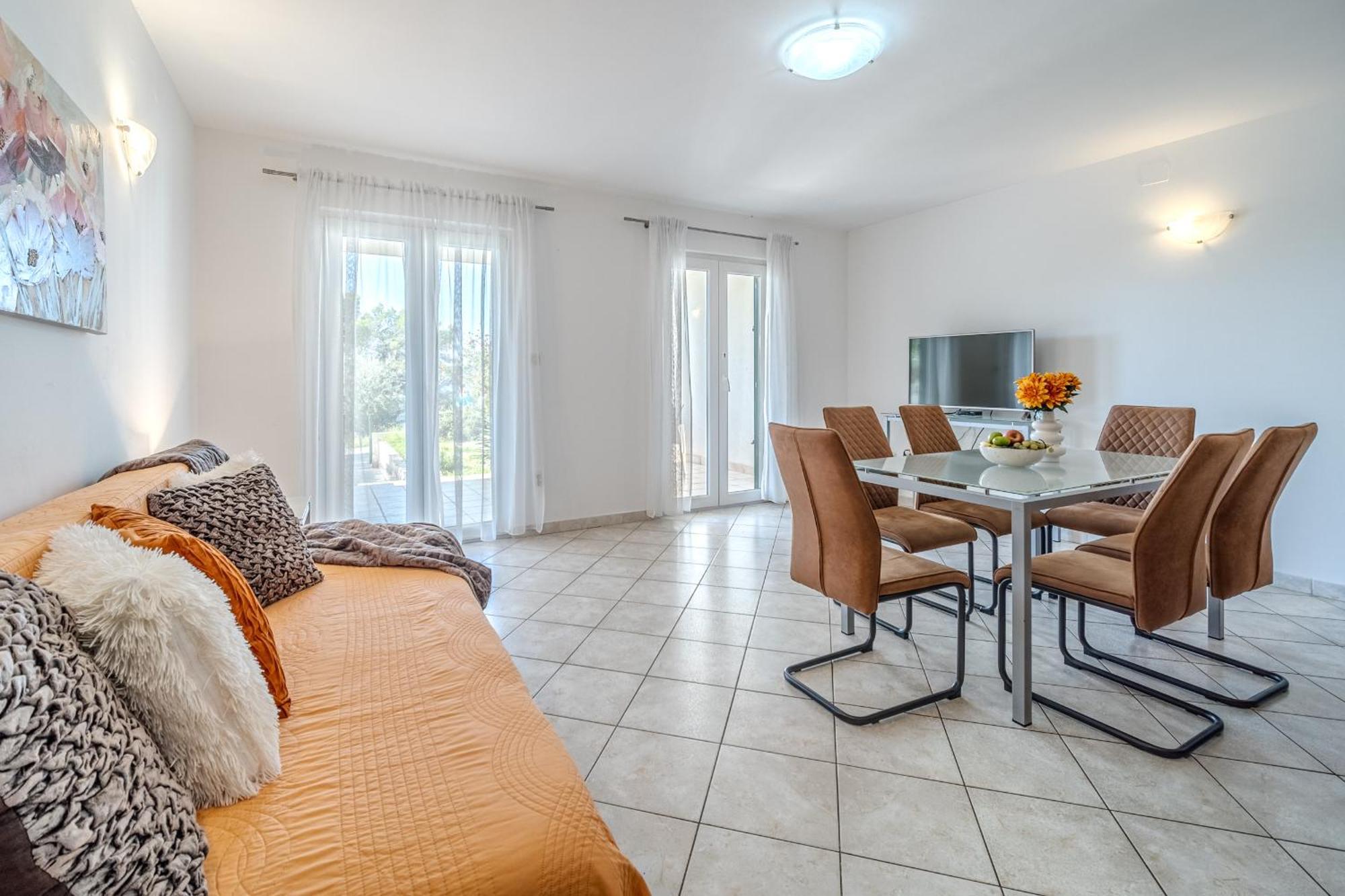 Apartment Milna - With Swimming Pool & Amazing Seaviews, Above Bijaka Beach ภายนอก รูปภาพ